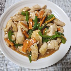 とももの作ってみた!投稿(【鶏むねピーマンの旨だれ中華】ご飯が進む♡やみつきおかず！)
