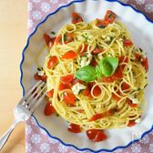 バジルとトマトのパスタ