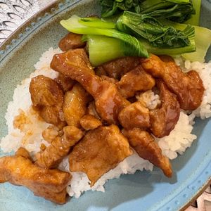 ぽぽの作ってみた!投稿(《完成まで15分!!》簡単うまい☆おかわり必至のルーロー飯)