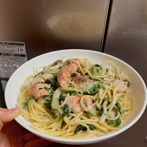 ケの作ってみた!投稿(【鮭ときのこのクリームパスタ】おうちで簡単カフェごはん♪)