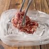 【豚こまのコンソメ唐揚げ】もんで焼くだけ！カリっとやみつき◎の工程2