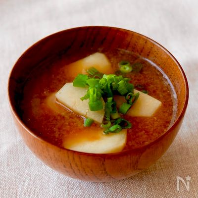 【里芋の味噌汁】