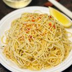 【バジル香るペペロンチーノ】パンチの効いたおつまみパスタ♪