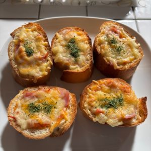 mi-koの作ってみた!投稿(【トマトクリームパングラタン】トマト缶不要/レンチンソース♪)