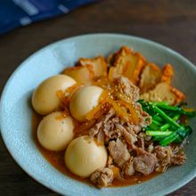 豚こまと卵と絹揚げのさっと煮