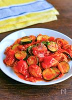 鶏肉とズッキーニの旨ケチャ炒め