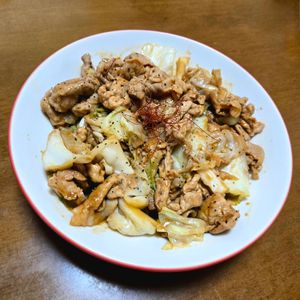 とよやんの作ってみた!投稿(【ご飯おかわり♡】豚こまキャベツのワンパン回鍋肉☆10分速攻)