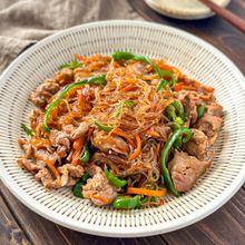 【ワンパン！豚肉とピーマンの春雨いため】がっつりおかず♡