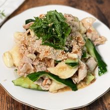 食欲ない日にも【きゅうりと長芋の梅豚しゃぶサラダ】