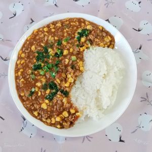 ぴんくツバメの作ってみた!投稿(たっぷりバターコーンのキーマカレー)