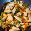 ヒラメの作ってみた!投稿(10分で爆速おかず♪【鶏肉と野菜の甘酢炒め】)