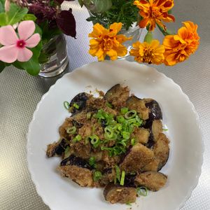 そら・ゆずの作ってみた!投稿(【レンチンなすのおかか胡麻和え】火を使わず作れる夏副菜♡)
