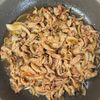 【男子大満足♡︎冷ぶっかけ温玉肉うどん】ランチに♪の工程2
