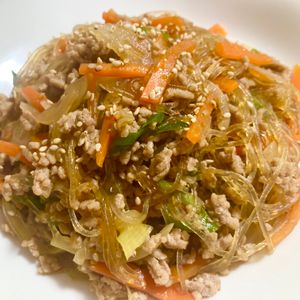 ゆかりの作ってみた!投稿(【豚ひき肉のチャプチェ】野菜たっぷり！)
