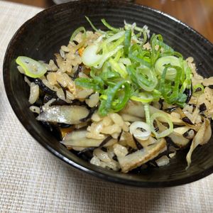 ぽちゃこの作ってみた!投稿(ついついおかわりしちゃう♡『ひじきと根菜の炊き込みご飯』)