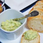tasty♡ベーコンビッツ入りアボカドクリームチーズDIP♪