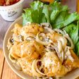 ワンパン10分！【鶏むね肉と玉ねぎのハニーマスタード炒め】