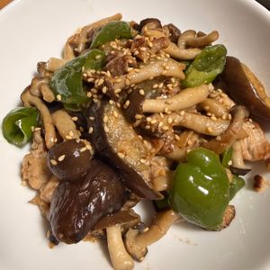 ゆっこの作ってみた!投稿(＊豚肉となすとピーマンの旨味噌チーズ炒め＊)