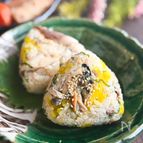 余った焼き魚で！塩サバとたくあんのボリュームおにぎり♪