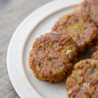 【オートミールで作る】もちもちズッキーニバーグ