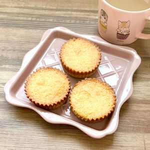 のりのり🐾🎀🤍の作ってみた!投稿(お菓子屋さんの味！簡単マドレーヌ)