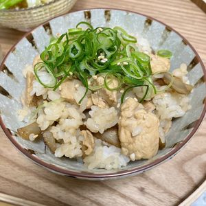 Natsukoの作ってみた!投稿(『鶏ごぼうの混ぜご飯』10分簡単☆材料2つ！子供もおかわり♪)