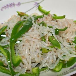 月雪由翔の作ってみた!投稿(レンジで5分！【ピーマンとしらたきの胡麻おかか和え】)
