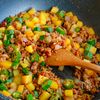 レタスに包んで食べる♪オクラとじゃがいもの肉みそ炒めの工程4