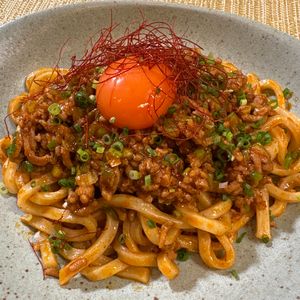 楽ラク手抜キッチン🐶🐾の作ってみた!投稿(【辛味噌混ぜうどん】シンプル食材で爆ウマ！)