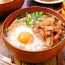 【甘辛肉のとろろ月見うどん】出汁が旨い！お店みたいなうどん！