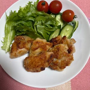 ゆっこの作ってみた!投稿(【ガーリックチキン】10分!パパッと早ウマおかず!!🥢)