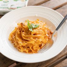 【おうちで簡単プチ贅沢気分♪】蟹缶で作る濃厚トマトパスタ