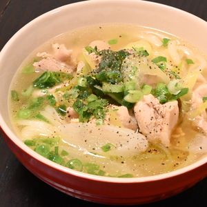 こざかなの作ってみた!投稿(ゴマ油香る♡『鶏ネギうま塩うどん』)