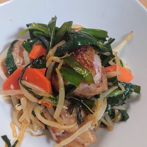 まゆのの作ってみた!投稿(最高に美味しい☆スタミナ肉野菜炒め)