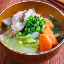 レンジで時短♪我が家の豚汁
