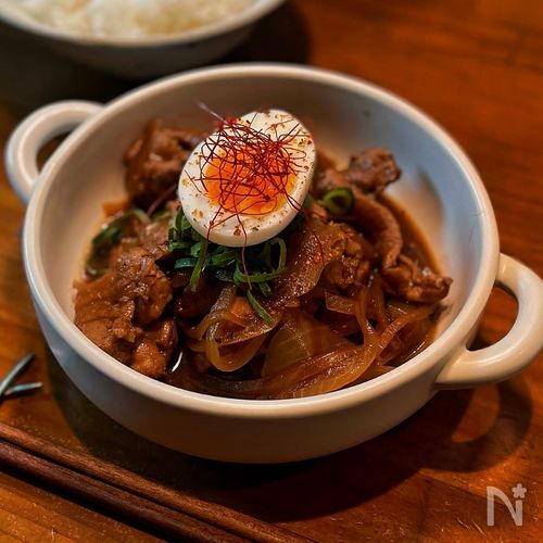 美味すぎて家中の米が無くなる【鶏モモの洋風味噌煮込み】