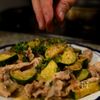 美味しすぎて3日連続で作った！豚肉とズッキーニのクリーム焼きの工程5