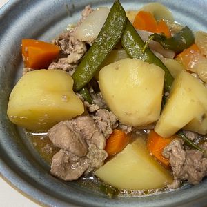 山子の作ってみた!投稿(【染みうま肉じゃが】食材３つで作る簡単和食♡)