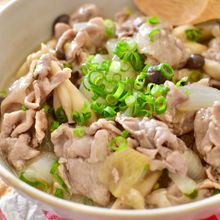 [豚と新玉ねぎのしょうが煮]炒めるよりヘルシー