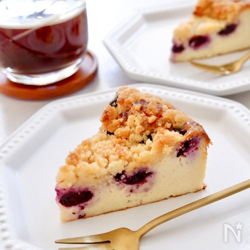 やさしい米粉のブルーベリークランブルチーズケーキ