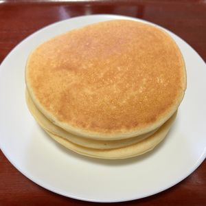 りんごの作ってみた!投稿(もっちり感あり【米粉のミルクパンケーキ】簡単！ふんわり♡)