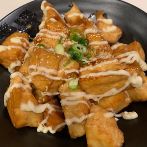 ぐ〜たら子の作ってみた!投稿(簡単5分！【ちぎり厚揚げの甘酢マヨ焼き】あと一品にぴったり♪)