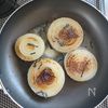 簡単とろ旨！新玉ねぎの塩昆布バターステーキ。の工程4