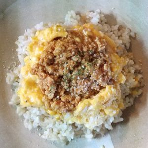 チョロリスの作ってみた!投稿(【チーたまカレーそぼろご飯】包丁不要♡５分で絶品♬ランチにも)