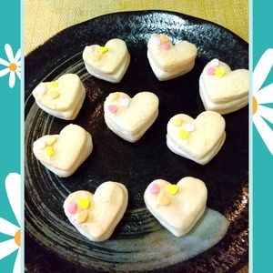 チョロリスの作ってみた!投稿(生クリーム/バターなし！【米粉のいちごガナッシュサンド♡】)