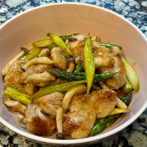 968467の作ってみた!投稿(【鶏むね肉とアスパラのレモンバター醤油炒め】コク旨レモン味♪)