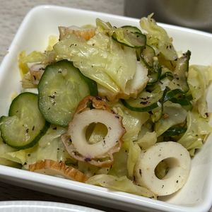 みーこの作ってみた!投稿(春キャベツときゅうりの甘酢和え(ゆかり使用))
