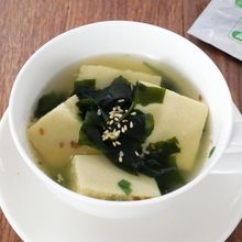 レンチン爆速！高野豆腐とわかめの中華スープ