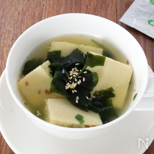 レンチン爆速！高野豆腐とわかめの中華スープ