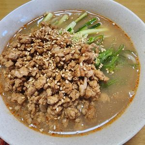 ナムディの作ってみた!投稿(【冷やし担々そうめん】
簡単なのに本格派！濃厚辛ごまスープ)